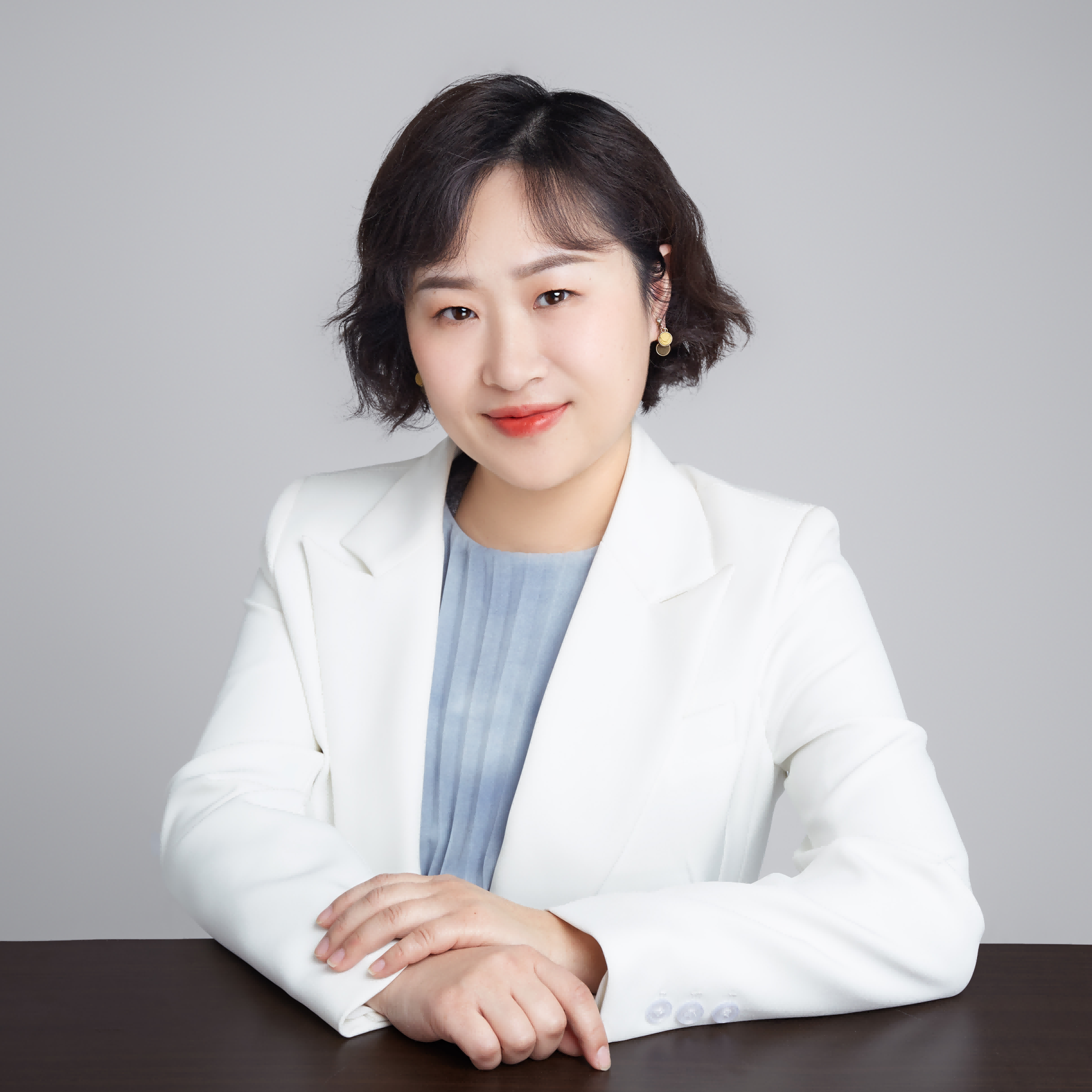 李莉